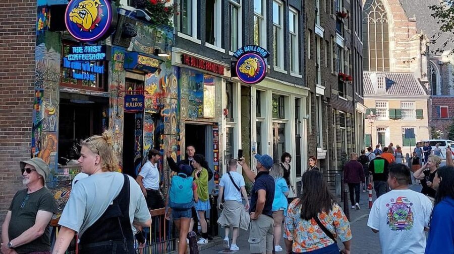 Amsterdam Shore Excursion: Highlights Walk & Canal Cruise - What’s Included & What’s Not