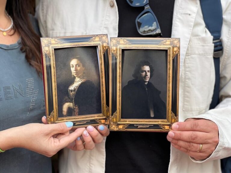 Amsterdam: Van Gogh or Rembrandt AI Portrait Photo Souvenir - Authentic Insights from Reviews