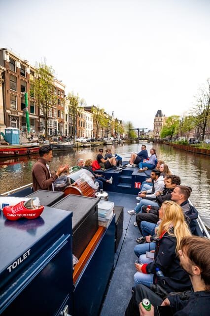 Amsterdam:Old City Canal Cruise with Live Guide and Open Bar - Who Will Love This Experience?