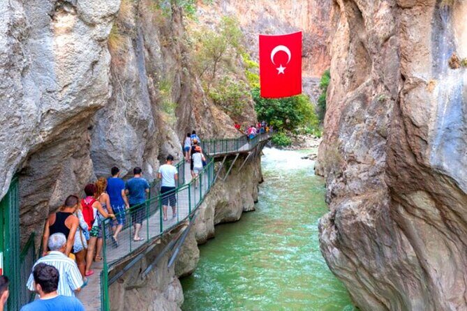 An amazing Saklkent tour in Kalkan by Unlimited-Holidays. - Delicious Lunch at Yakapark