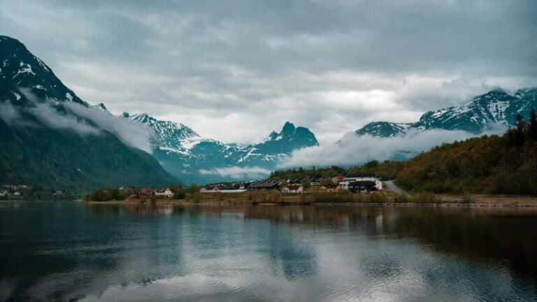 Åndalsnes: A Journey Through The Troll Road and Wall - What’s Included and What’s Not