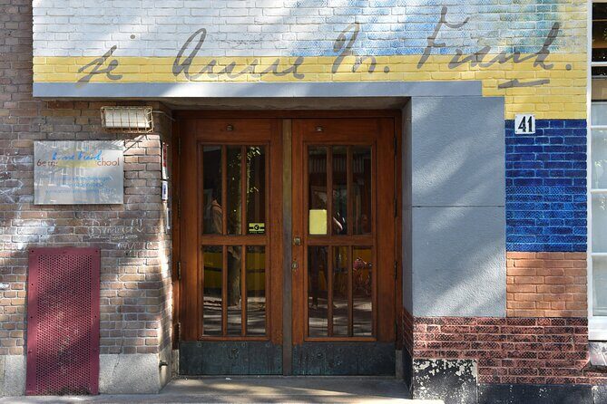 Anne Frank Story and Neighborhood Small-Group Walking Tour - The Sum Up: Who Will Love This Tour?