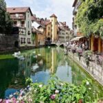 Annecy: Private Guided Tour - Discover "Venice of the Alps" - What to Expect from the Tour