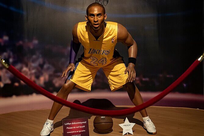 Antalya Aquarium and Face to Face Wax Museum Private Transfer - Who Should Book This Tour?