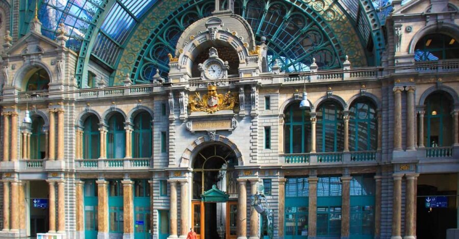 Antwerp - Private Historic Walking Tour - What Makes This Tour Stand Out