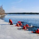 Arctic Ice floating in Puumala - The Role of the Guides and Personal Touch