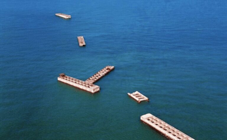 Arromanches 360 Circular Cinema Entry Ticket - The Film Experience: Visuals and Narrative