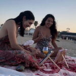 Art and Ocean Breeze: Painting Experience. - The Value of This Art and Ocean Breeze Experience