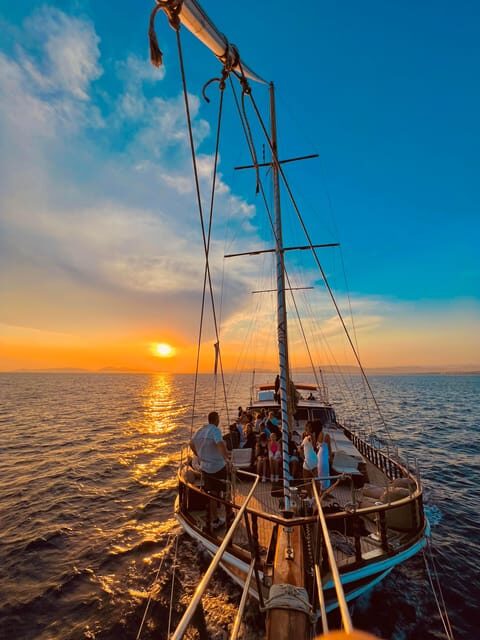 Athens: 3-Hour Sunset Cruise with Swim Stop, Snacks & Drinks - An In-Depth Look at the Experience