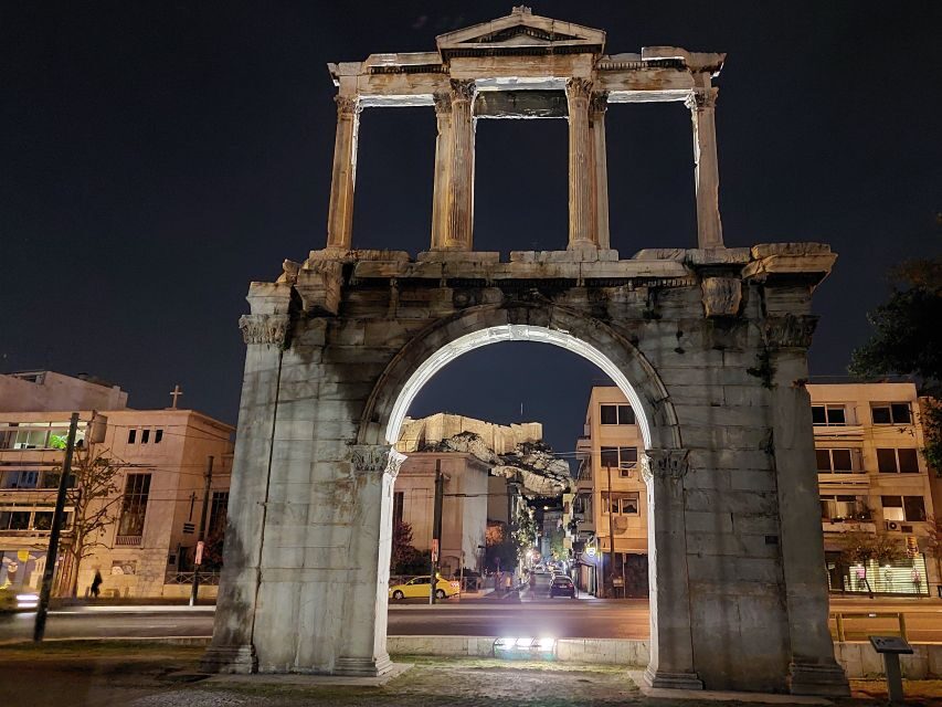 Athens: City Highlights Nighttime Walking Tour in Spanish - Why Choose This Tour?
