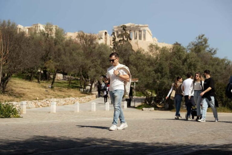 Athens: Custom tours inside an AI powered mobile app - Who Will Love This Tour?