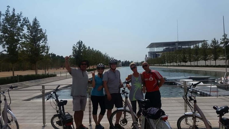 Athens: Electric Bike Seaside Tour with Guide - What Makes This Tour Stand Out?