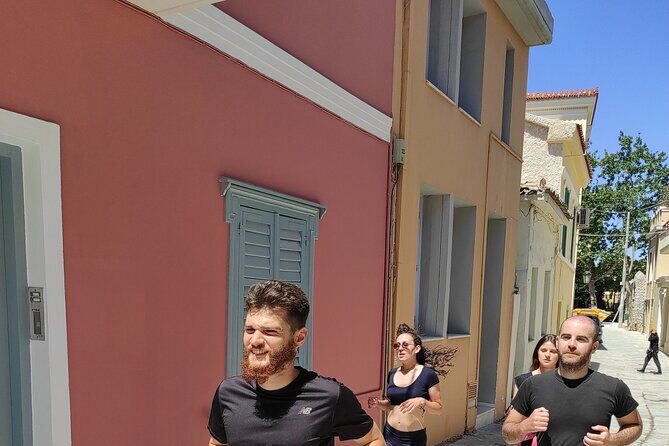 Athens Highlights: Urban Run experience with a Local - Who Should Consider This Tour?