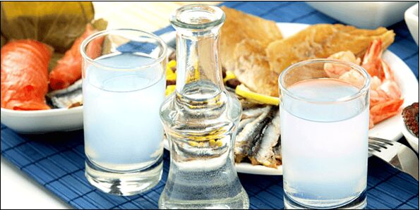 Athens: Old Town Electric Bike Tour with Local Mezes - Itinerary in Detail