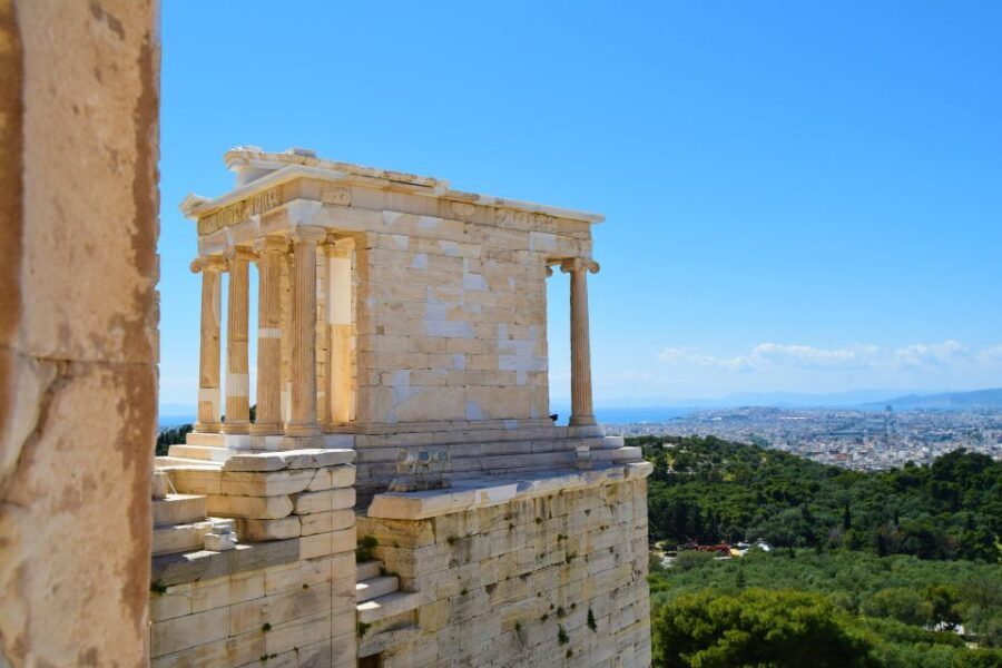 Athens: The Acropolis and Acropolis Museum Tour in German - Analyzing the Value and Practicalities