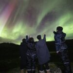 Aurora chase with minibus, dresses, photos, campfire and snacks. - Key Points