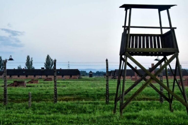 Auschwitz-Birkenau: Guided Tour and Skip-The-Line Ticket - Practical Details: What You Need to Know