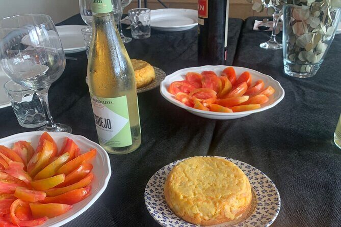 Authentic Paella Dinner in Valencia - What the Experience Includes