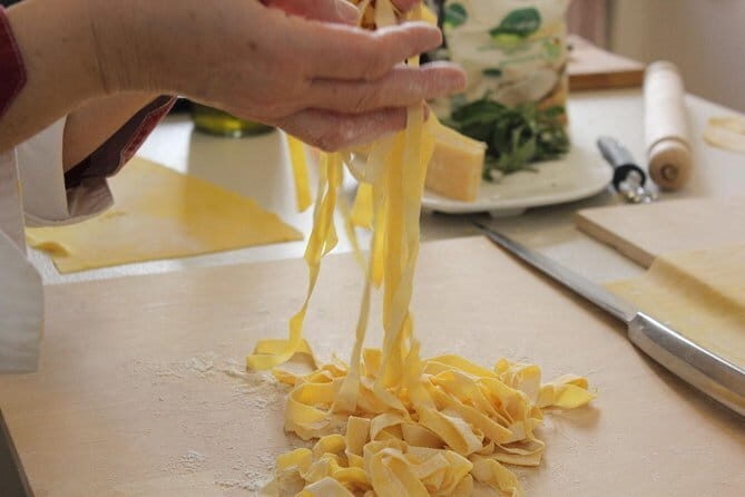 Authentic Tuscan Pasta Class in Florence with Local Chef Cinzia - What We Love About This Tour
