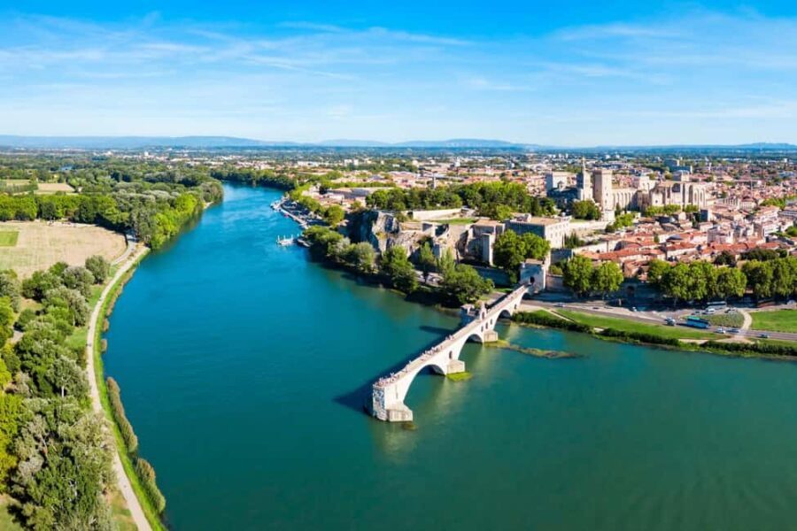 Avignon: Express Walk with a Local in 60 minutes - Who Will Love This Tour?