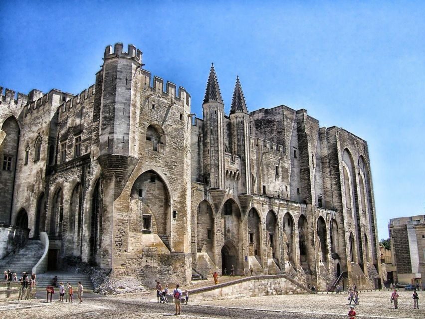Avignon: Private Guided Walking Tour - FAQs