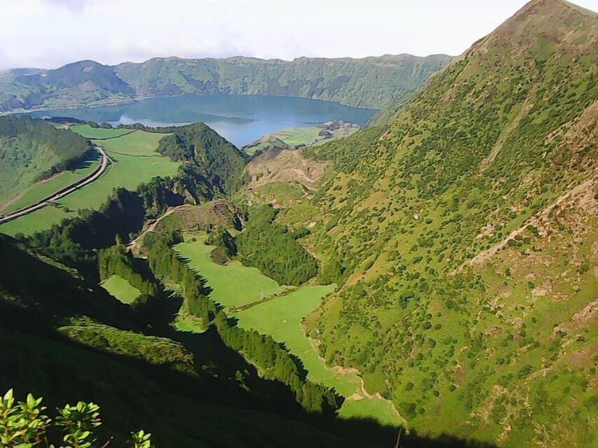 Azores Guided Tour to Volcano and Crater of Sete Cidades - A Deep Dive into the São Miguel Volcano and Crater Tour