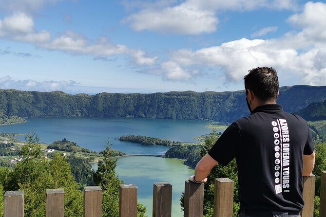 Azores: Shore Excursion Sete Cidades - Blue & Green Twin Crater Lakes - Transportation & Group Size