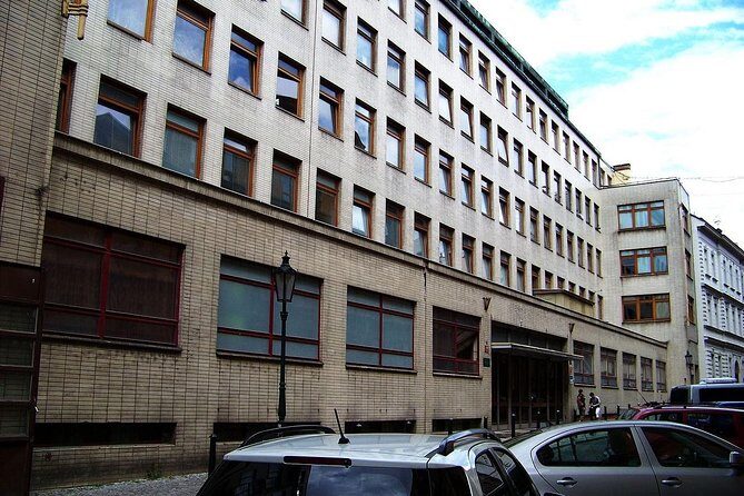 Back to Communism Walking Tour - The Experience: Walking the Line Between Education and Reflection