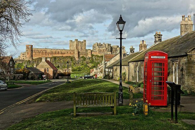 Bamburgh and Lindisfarne Day Tour - Seamless Transportation and Planning