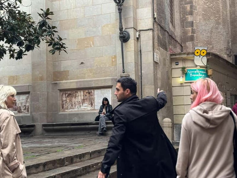 Barcelona: 1 Hour Gothic Quarter and El Born Walking Tour - El Born: Art, Culture, and Local Life