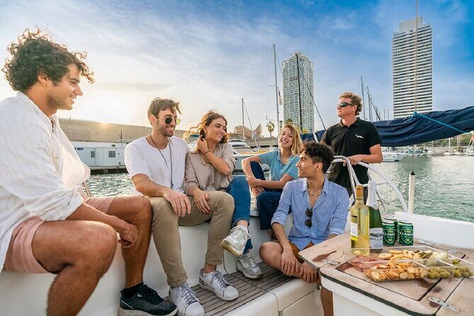 Barcelona: 1 hour sailing experience with drinks and snacks - FAQ