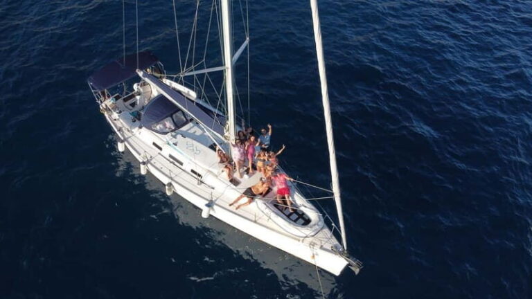 Barcelona 2h private sailing tour for 11 with local Skipper - What Makes This Tour Stand Out?