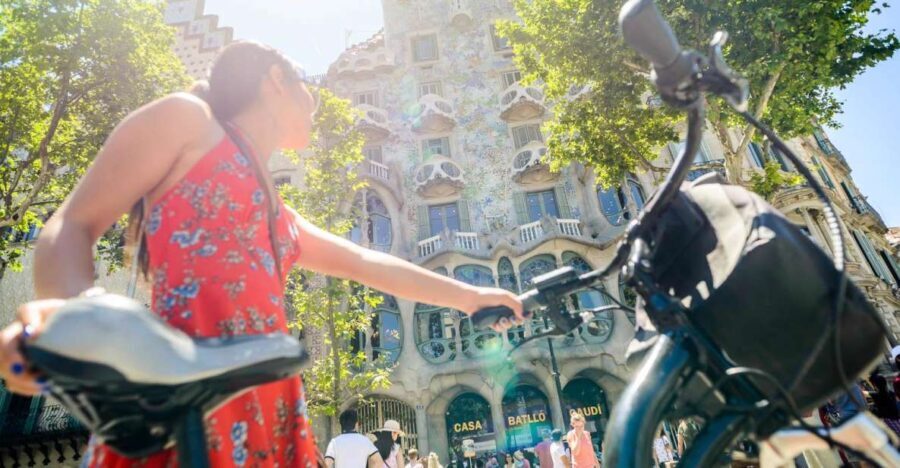 Barcelona: Barcelona in one day Sightseeing e-Bike Tour - Who Will Love This Tour?