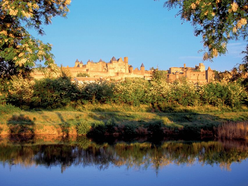 Barcelona: Carcassonne & Dali Tour - From Medieval Walls to Surrealist Dreams: The Dalí Theatre-Museum