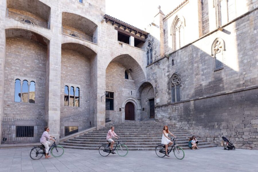 Barcelona: City Highlights Bike Tour with Locals - What Makes This Tour Stand Out?