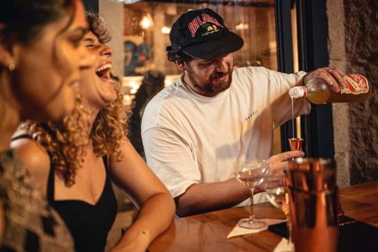 Barcelona: Cocktail Class with Mixologist - Who Should Book This Experience?