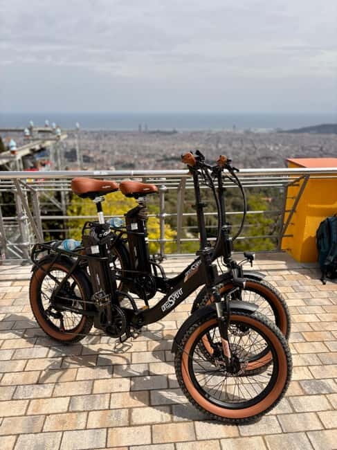 Barcelona: Explore the City with Eco-Friendly E-Bike Rentals - The Itinerary: What You Can Expect