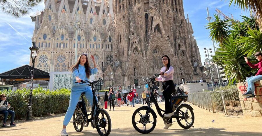 Barcelona: Gaudi Guided E-Bike Tour - A Closer Look at the Itinerary