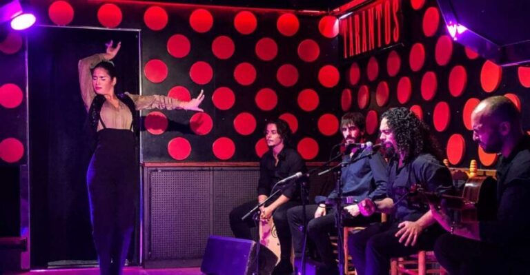 Barcelona: Gothic Quarter and Flamenco Show (Small Group) - Practical Details