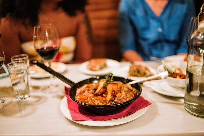 Barcelona Gothic Quarter Tapas & Taverns Food & Wine Tour - What Sets This Tour Apart?