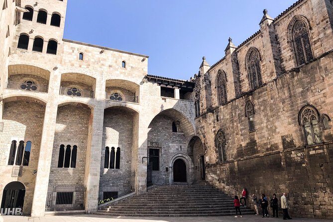 Barcelona Gothic Quarter Tour (Small Group) - Practical Tips for Your Visit