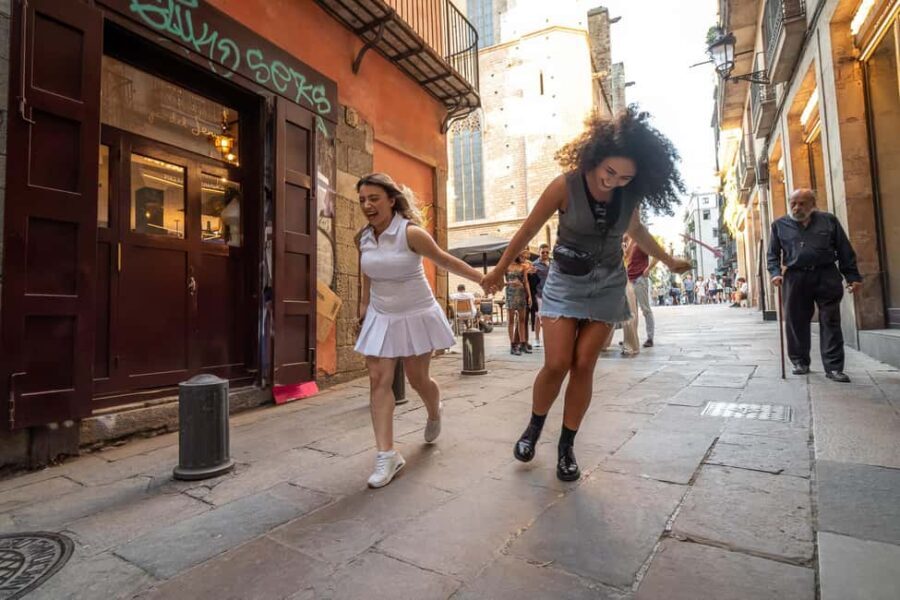 Barcelona: Gothic Quarter Walking Tour with 10+ Attractions - A Thorough Breakdown of the Itinerary