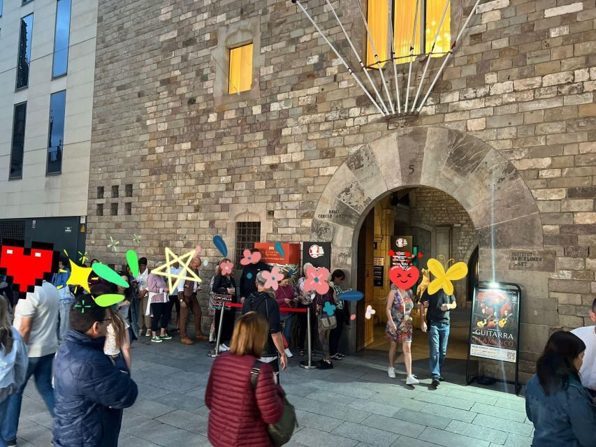 Barcelona: Guitar Trio & Flamenco Dance @Pignatelli Castle - Who Will Enjoy This Experience?