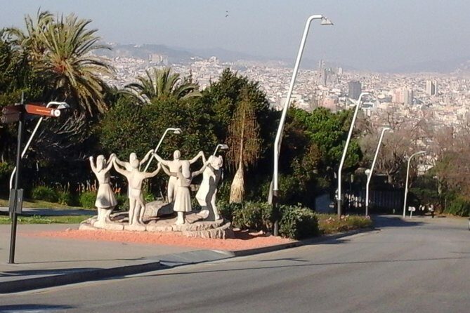 Barcelona Half-day Tour With Local Driver-guide - The Overall Experience and Value