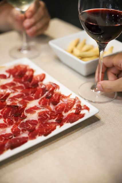 Barcelona: Jamón Experience Essentials - Why Choose the Jamón Experience Essentials?