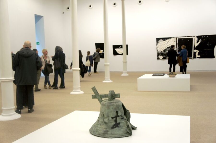 Barcelona: Museu Tàpies Entrance and Exhibitions - Who Will Enjoy This Tour?