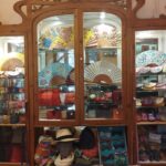 Barcelona: Old Town Historic Shops Guided Tour - Visiting Medieval Landmarks Along the Way