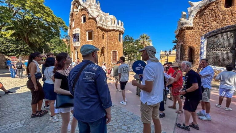 Barcelona: Park Güell Guided Tour with Skip the Line Ticket - The Value of Guided Access and the Tour’s Highlights