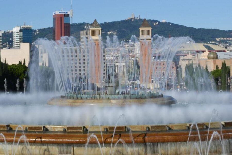 Barcelona: Private City Sights Tour, Including Cable Car - Ascending Montjuïc: The Cable Car and Castle