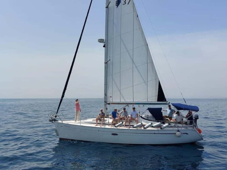 Barcelona: Private Sailing Yacht Cruise - FAQ